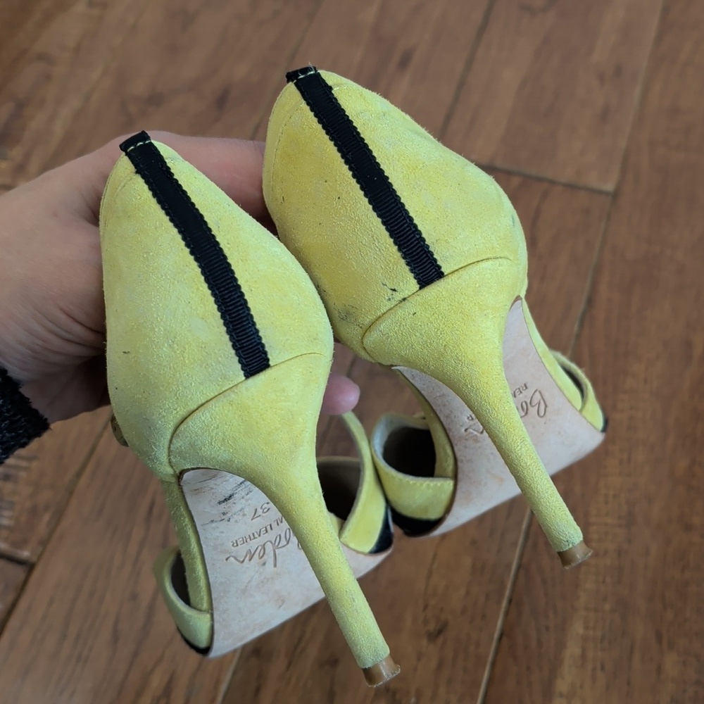 Boden Trisha Yellow and Black Polka Dot Cowhide Pointy Toe Strappy Heels - Picture 4 of 16
